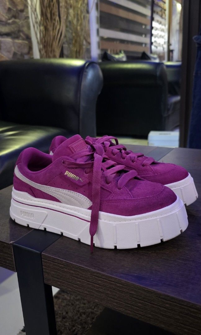 Puma Mayze stack suede sneakers (Category: Sneakers) located in Apalit. Submitted by mjtwicedstyle_de_ap (Listing ID 1468552726, Image 3). Description: Preloved Authentic Puma Mayze Stack Suede Sneakers platform in the "Festival Fuchsia" colorway. slightly used only size 7 US.