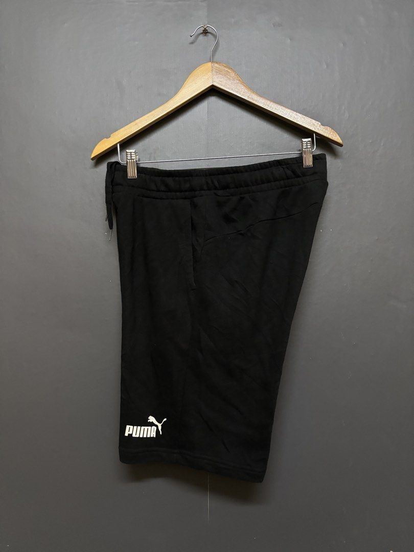 Puma sweat short (Category: Shorts) located in Cavite. Submitted by staythrifted.23 (Listing ID 1468600625, Image 1). Description: Large on 🏷️ L 19.5 W 32 - 34 Like new Color rate 10/10 Issue ❌ Loc. Cavite We ship nationwide Payment Forsyth .