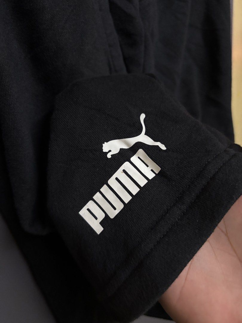 Puma sweat short (Category: Shorts) located in Cavite. Submitted by staythrifted.23 (Listing ID 1468600625, Image 3). Description: Large on 🏷️ L 19.5 W 32 - 34 Like new Color rate 10/10 Issue ❌ Loc. Cavite We ship nationwide Payment Forsyth .