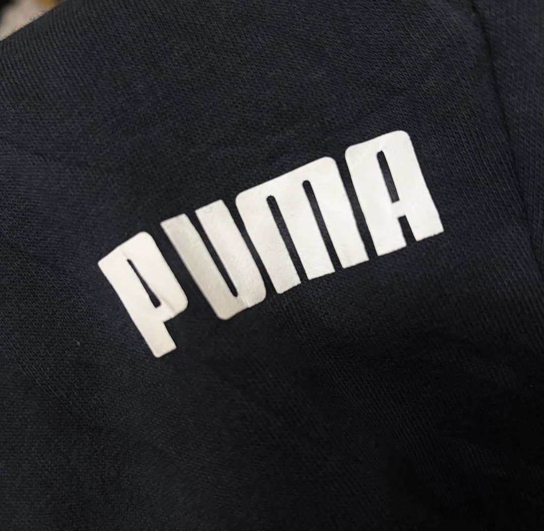 Puma Sweat Short (Category: Shorts) located in Cavite. Submitted by staythrifted.23 (Listing ID 1468602263, Image 3). Description: Medium on 🏷️ L 17.5 W 30 - 32 Like new Color rate 10/10 Issue ❌ Loc. Cavite We ship nationwide Payment first .
