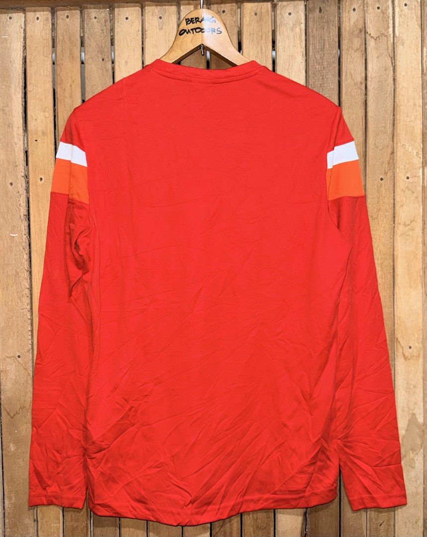 Puma Training Long Sleeves (Category: Activewear) located in Maramag. Submitted by ghab82885 (Listing ID 1468550435, Image 2). Description: Puma Training Long Sleeves Good as new No issue Size Medium W19” x L26” 299 only.