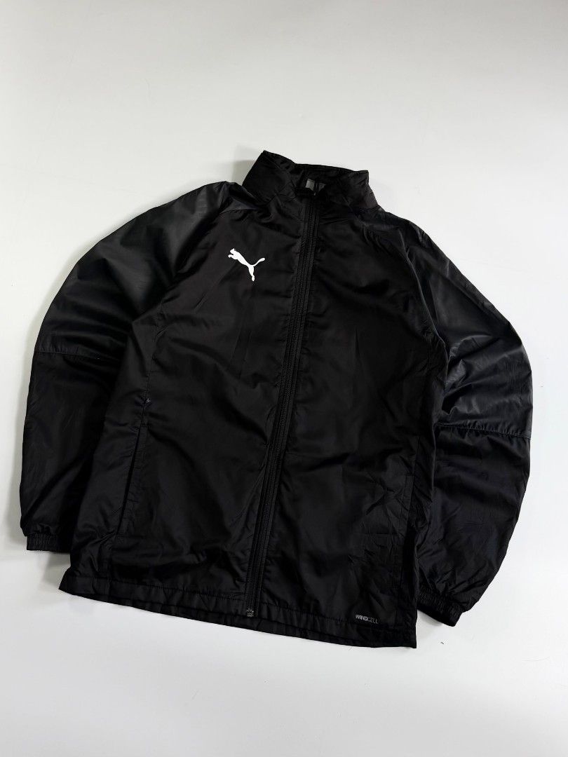 PUMA WINDBREAKER (Category: Coats, Jackets and Outerwear) located in Valenzuela. Submitted by veriez_gems (Listing ID 1468625051, Image 2). Description: Brand: Puma Size: Asia S (Small) Style / Type: Lightweight athletic windbreaker jacket with a mock neck collar and full-zip front Good fittings Guaranteed authenticy Features: Puma windCELL designed to keep out wind and maintain body temperature (indicated by the hem graphic) Full-length front zi