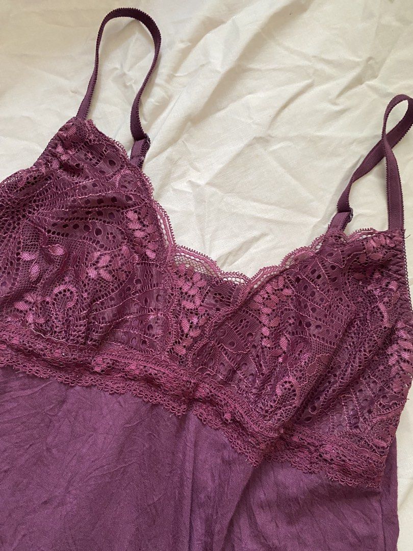 PURPLE CAMI-LACE TOP (Category: Sleeveless) located in Quezon City. Submitted by trimary_apparel (Listing ID 1468505301, Image 2). Description: Fabric: 95% Modal, 5% Spandex Issue: see last slide kindly read before mining: ㅤꨄ︎ first to pay basis ㅤꨄ︎ no return/exchange of items unless seller’s fault ㅤꨄ︎ some items are thrifted & preloved, manage your expectations ㅤㅤꨄ︎ mon-tues shipment .