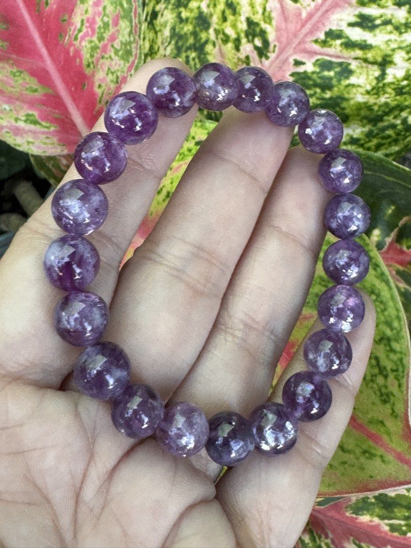 PURPLE EMERALD 🍍 B5_JC009 (Category: Bracelets) located in Bulacan. Submitted by selling_low_by_bella_ben (Listing ID 1468626420, Image 2). Description: PURPLE EMERALD 🍍 B5_JC009 🏷️ 560 9+ mm bead 16 cm wrists .