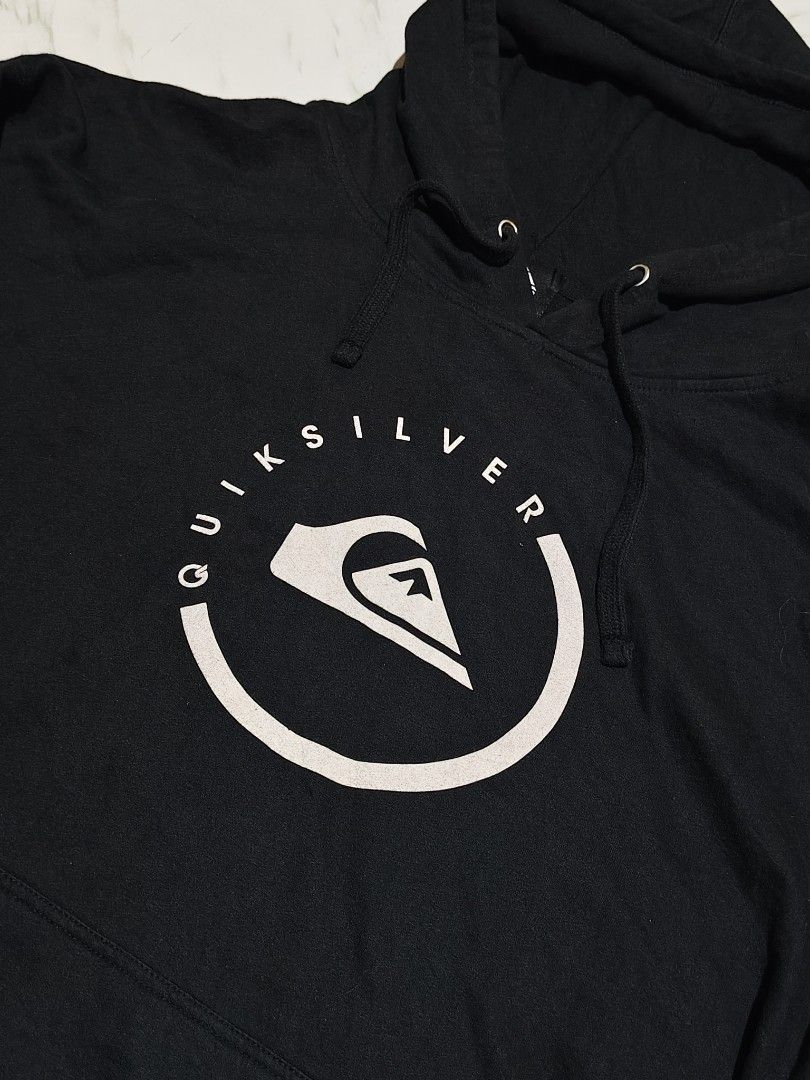 QUICKSILVER HOODIE (Category: Hoodies) located in Hinigaran. Submitted by err0n (Listing ID 1468663255, Image 2). Description: QUICK SILVER HOODIE SIZE: XL 25WIDTH X 30 LENGTH •EXCELLENT CONDITION BLACK NA BLACK PA NO ISSUE 📍HINIGARAN NEGROS OCCIDENTAL..