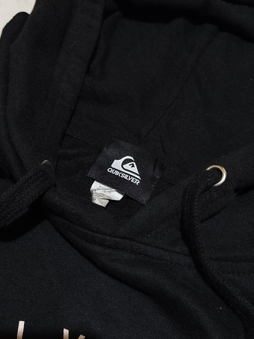 QUICKSILVER HOODIE (Category: Hoodies) located in Hinigaran. Submitted by err0n (Listing ID 1468663255, Image 3). Description: QUICK SILVER HOODIE SIZE: XL 25WIDTH X 30 LENGTH •EXCELLENT CONDITION BLACK NA BLACK PA NO ISSUE 📍HINIGARAN NEGROS OCCIDENTAL..
