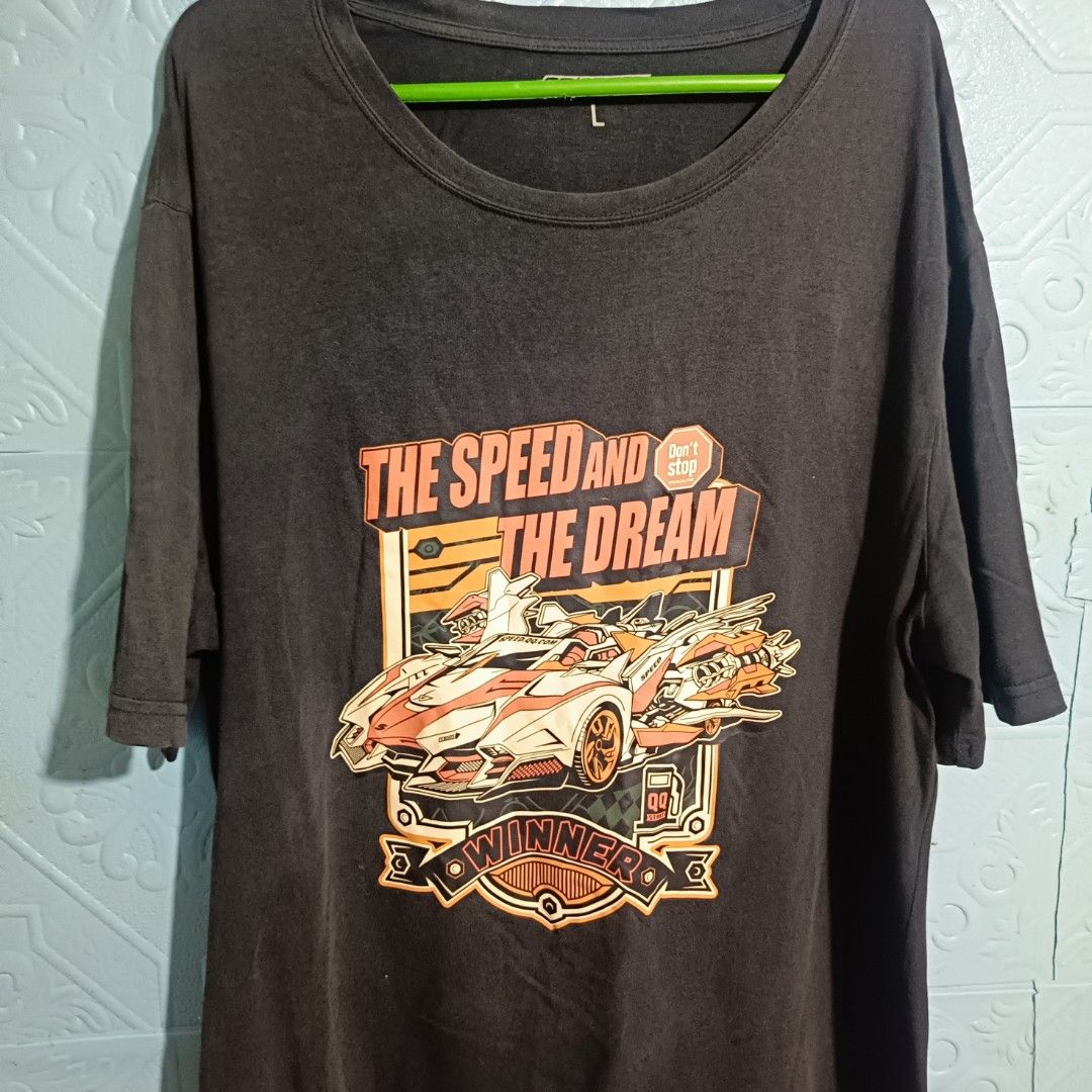RACE CAR TEE SPEEDO (Category: Activewear) located in Quezon City. Submitted by zoesmithshop (Listing ID 1468521759, Image 2). Description: SIZE L ON TAG BUT GOOD IN XL GOOD CONDITION.