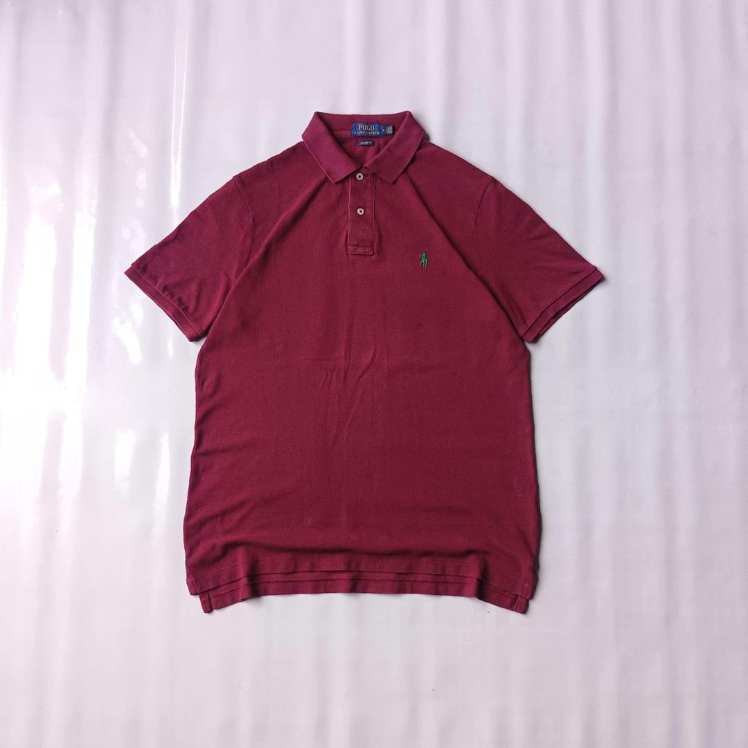Ralph Lauren Polo Shirt (Category: Tshirts & Polo Shirts ) located in San Luis. Submitted by 3fted.au (Listing ID 1468634050, Image 1). Description: Polo Ralph Lauren *Gold Tag Good Condition 9/10 Color Rate No Issues Dimensions(inches) Length: 28 front/ 29 back Width: 22 🏷️350.