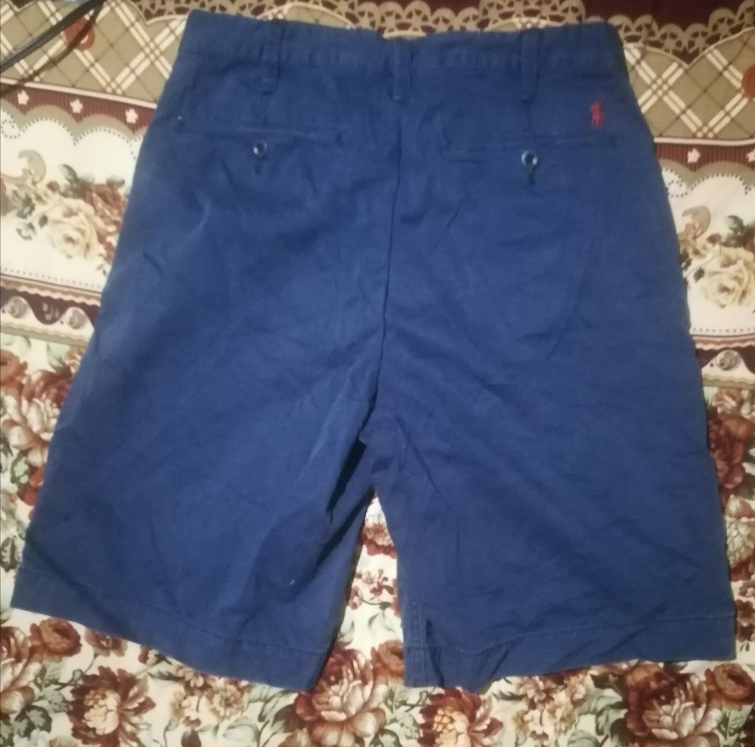 Ralph Lauren Relaxed Fit (Category: Shorts) located in San Carlos City. Submitted by apyogone (Listing ID 1468610127, Image 2). Description: Ralph Lauren chino short Dimes Waistline 30-32 L21 H12 Excellent condition No issue Color rate 9.9.