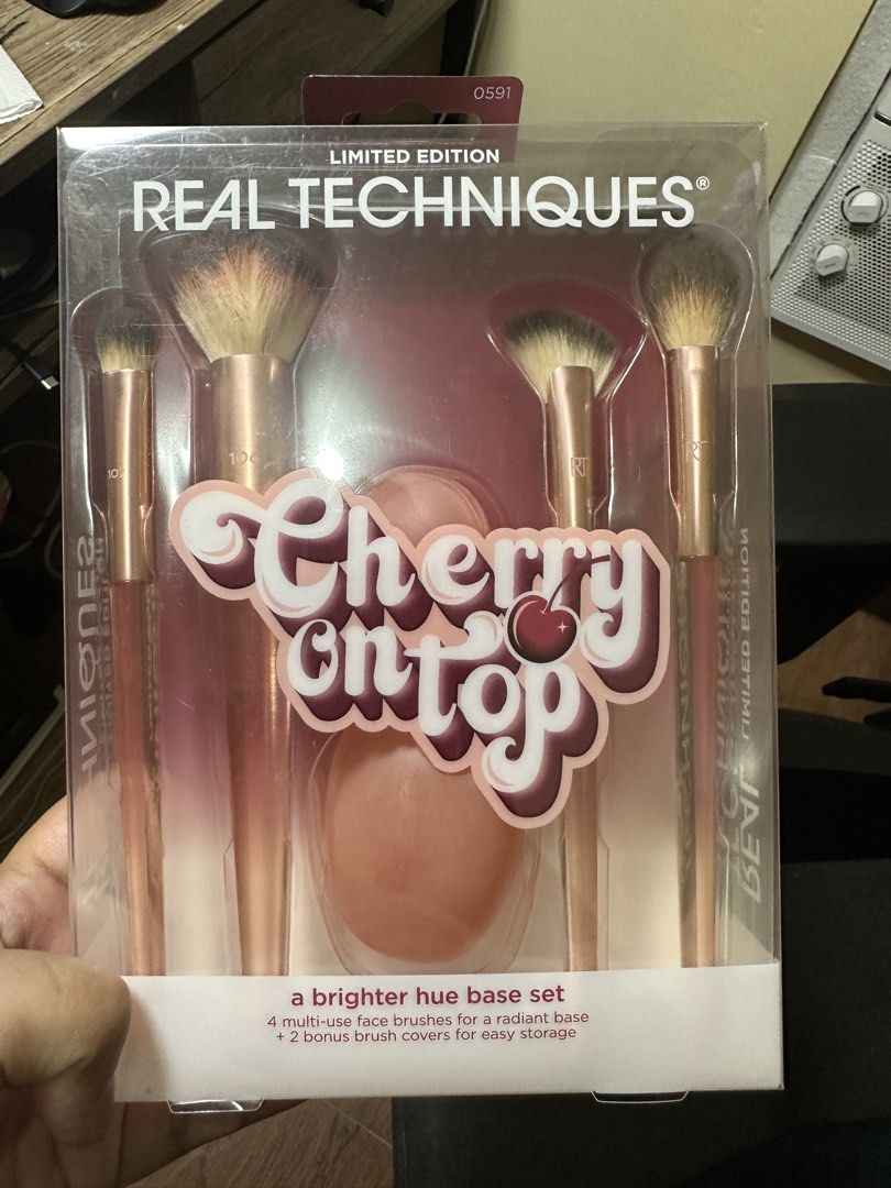 Real Techniques New Nudes 2.0 & Cherry On Top Brush Sets (Category: Makeup) located in Las Pinas. Submitted by nika. (Listing ID 1468683170, Image 2). Description: - Bundle of 2 limited edition Real Techniques makeup brush sets - 1x New Nudes 2.0 Blurred Base Set: includes 4 face brushes and a bonus mini powder puff - 1x Cherry On Top Brighter Hue Base Set: includes 4 multi-use face brushes and 2 bonus brush covers - Condition: Lightly Used.