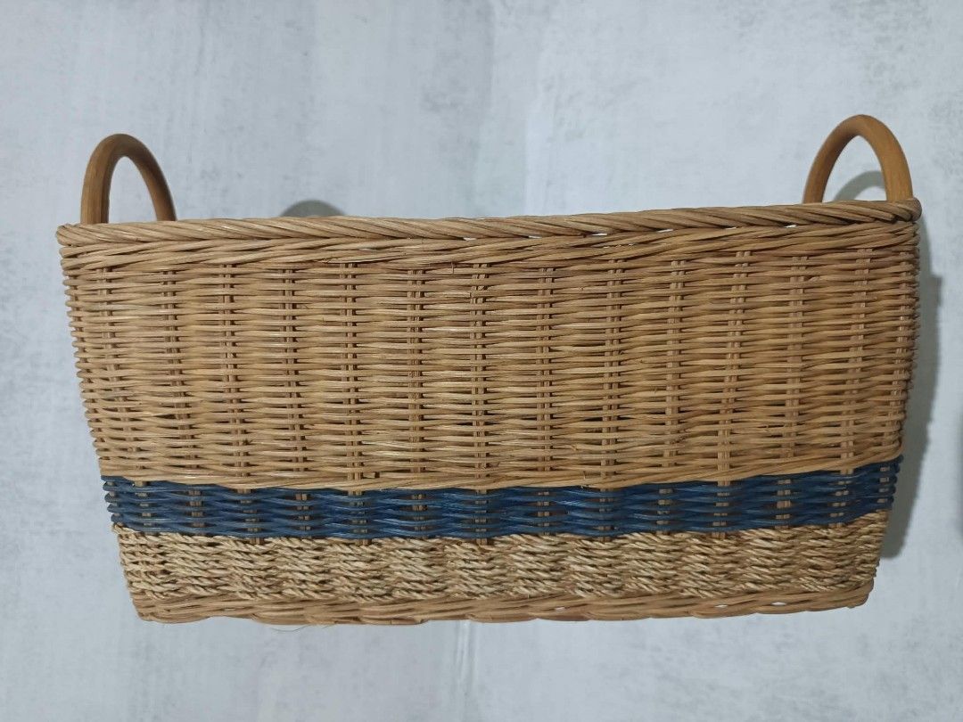 Rectangular Rattan and Wicker Basket (Category: Storage Boxes & Baskets) located in Davao. Submitted by lotispreloved (Listing ID 1468633054, Image 1). Description: .