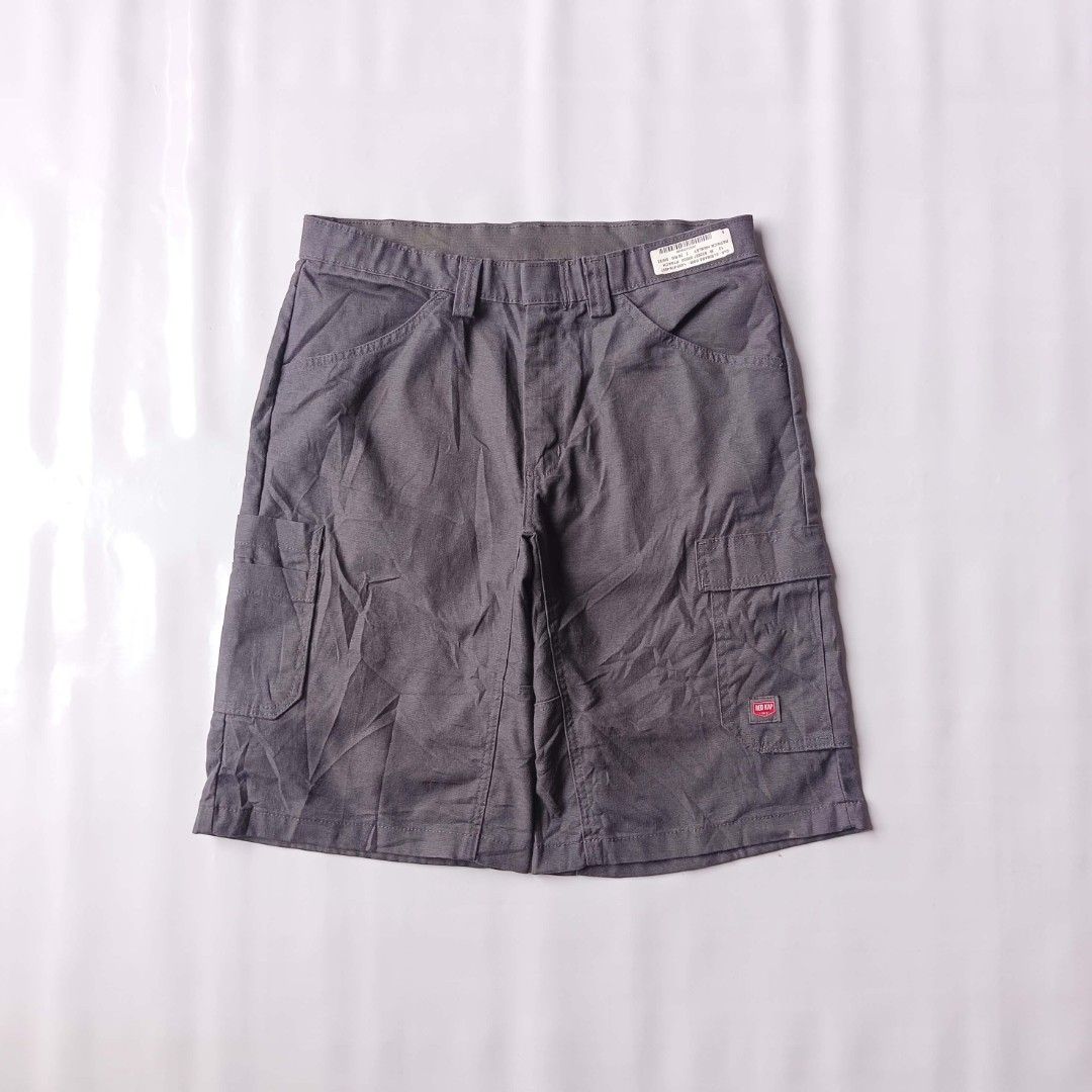 Red Kap Workwear Cargo Shorts (Category: Shorts) located in San Luis. Submitted by 3fted.au (Listing ID 1468639776, Image 1). Description: Red Kap Workwear Cargo Shorts Excellent As New Condition 9.8/10 Color Rate Needwash fresh from bale No Issues Waist: 34 Length: 22 Thigh: 14 Leg Opening: 12 🏷️350.