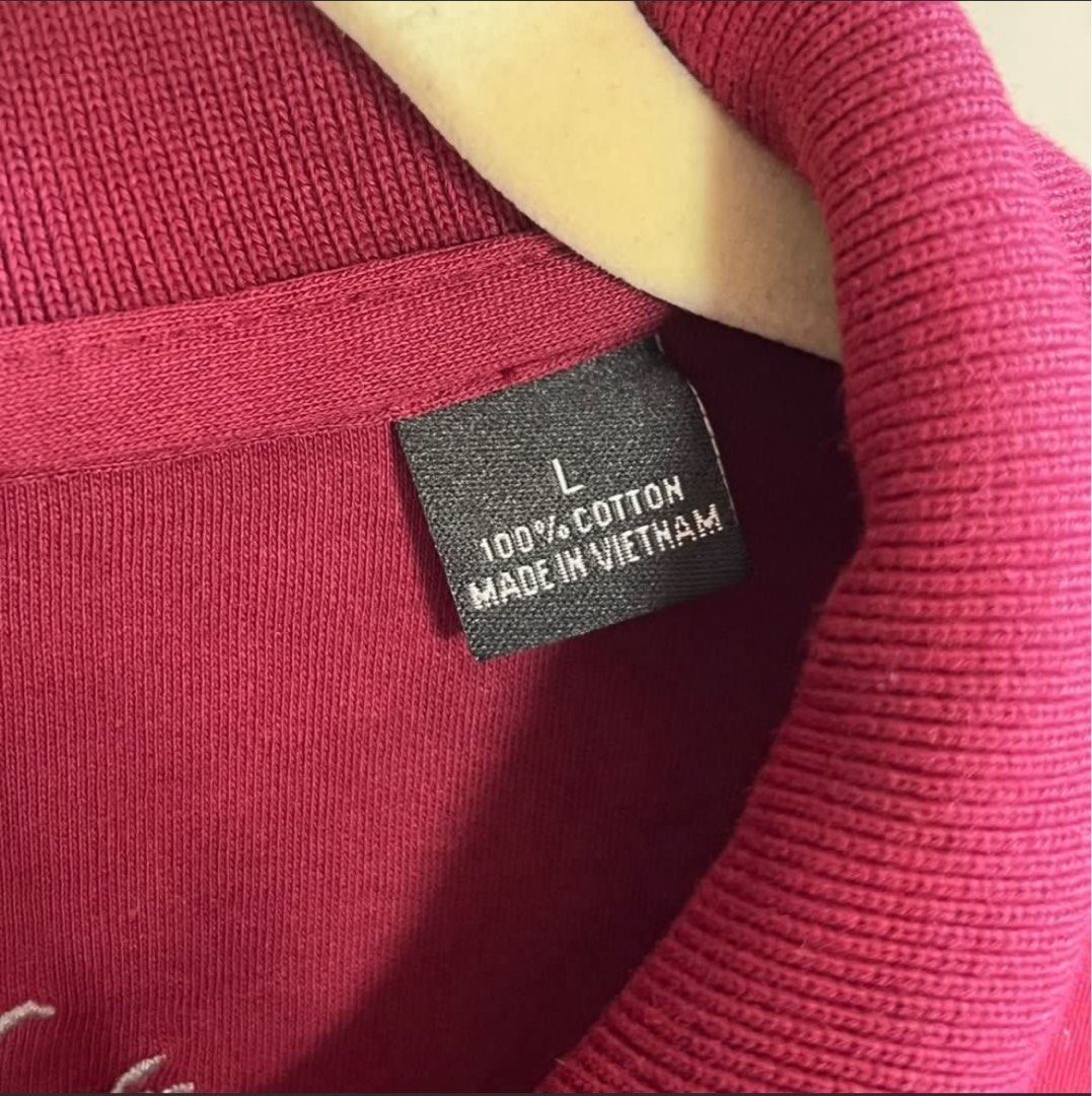 Red Long Sleeve Polo Shirt (Category: Tshirts & Polo Shirts ) located in Legazpi City. Submitted by hushedcry (Listing ID 1468684513, Image 2). Description: — no flaws, still good as new — 100% cotton, HQ material — fits mens L (dimes- l: 28'' w: 23'') — super nice in actual! 🛒 mop: gcash only / bank transfer 🛍️ shipping via j&t express (sf c/o buyer) for inquiries, dont hesitate to send me a msg!.