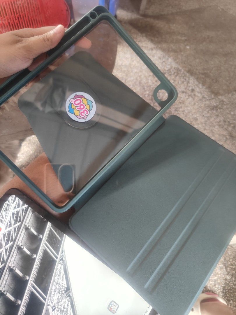 REDMI PAD 9.7 for Sale (Category: Android) located in San Mateo. Submitted by m4ykzxcs (Listing ID 1468500553, Image 2). Description: FS. With charger, smart case, tempered glass, box and receipt. Specs are in the photos. wala pang 1 month Almost new. RFS: Urgent funds..