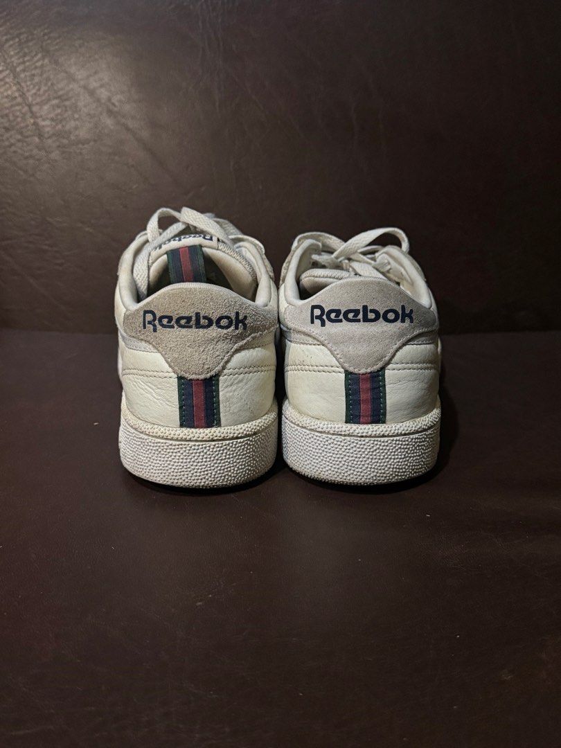 Reebok Club C (Category: Sneakers) located in San Jose. Submitted by lalisamanofoot50726 (Listing ID 1468671725, Image 3). Description: BER MONTHS SALE steal price all items ✨ authentic pre-love unisex need wash lang po 🫧 size: EURO 40.5 • 26 cm on tag.