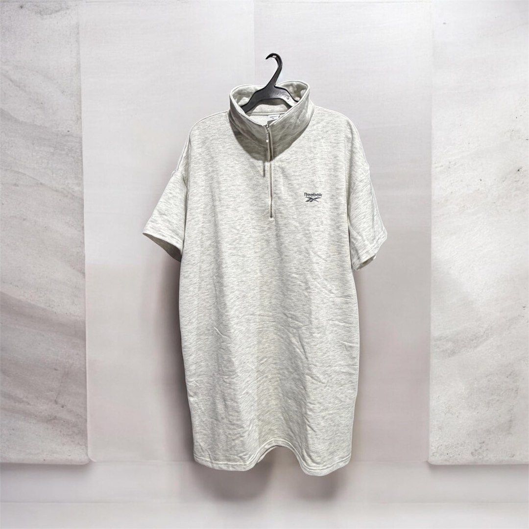 Reebok Dress (Category: Dresses) located in Santiago. Submitted by tinytr3ndsetters (Listing ID 1468696382, Image 1). Description: Like new No issue Size Medium fits upto Large.