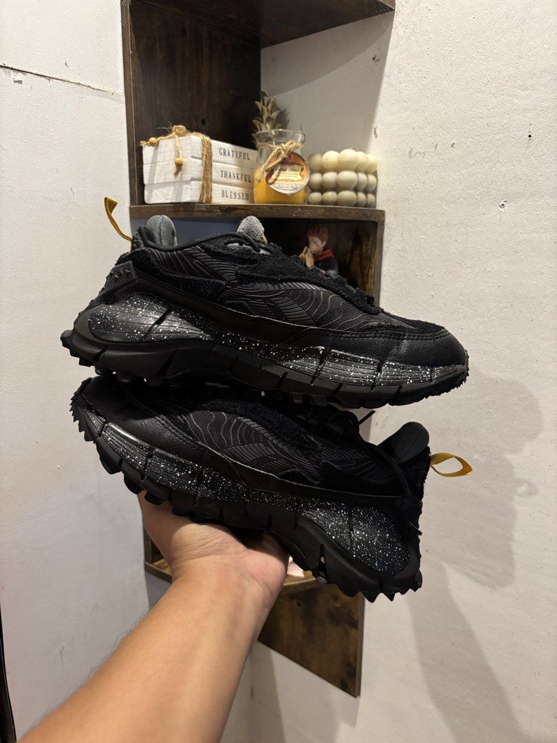 Reebok Zig Kinetica 2.5 Edge (Category: Sneakers) located in Valencia. Submitted by bukidthrift (Listing ID 1468502069, Image 3). Description: SIZE WOMENS 6 US | 5 UK | 37.5 EUR | 24 CM EXCELLENT CONDITION NOTE: THRIFTED PAIR ONLY. PLEASE MANAGE YOUR EXPECTATIONS. PAYMENT FIRST ✅ NO COD/COP ❌ MOP - GOTYME BANK/GCASH 💳 BUKIDNON MINDANAO LOC 📍.