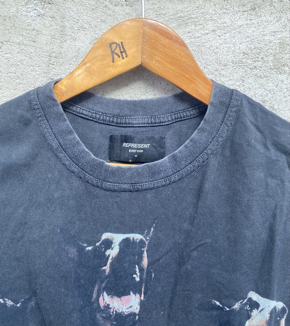 Represent Thoroughbred T-Shirt (Category: Tshirts & Polo Shirts ) located in Goa. Submitted by rh_authentic_style (Listing ID 1468594466, Image 3). Description: Represent Thoroughbred T-Shirt 🍭 Size on tag: M to L 🍭 Dimes: W:23 / L:29 🍭 Color rate: 9:10 🍭 Issue: light color on the neck part .