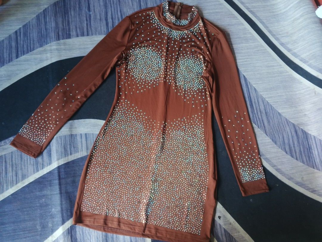 RHINESTONE DRESS (Category: Evening dresses & gowns) located in Manila. Submitted by icamalicdem29 (Listing ID 1468501245, Image 1). Description: .