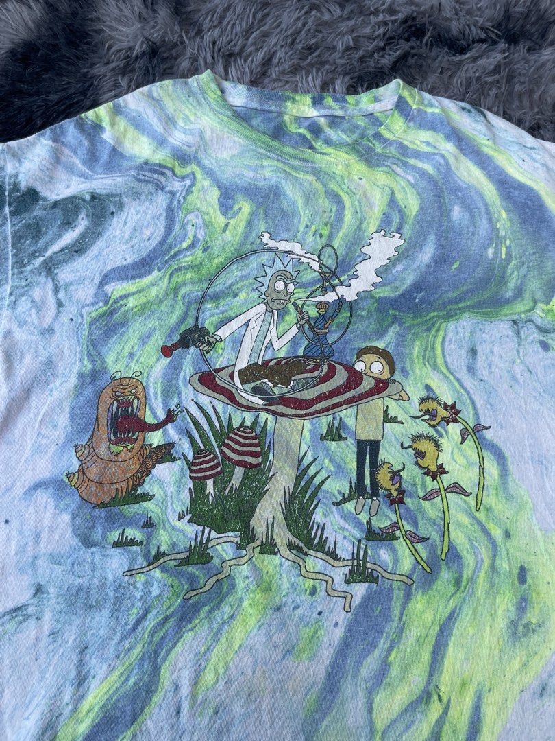 Rick and morty (Category: Formal Shirts) located in San Jacinto. Submitted by clothcartelph (Listing ID 1468565248, Image 2). Description: RICK AND MORTY SIZE: LARGE DIMES: 21/28.5 WIDTH: 21 LENGTH: 28.5 ISSUE: ~ COLOR RATE: 9.3/10 CONDITION: EXCELLENT .