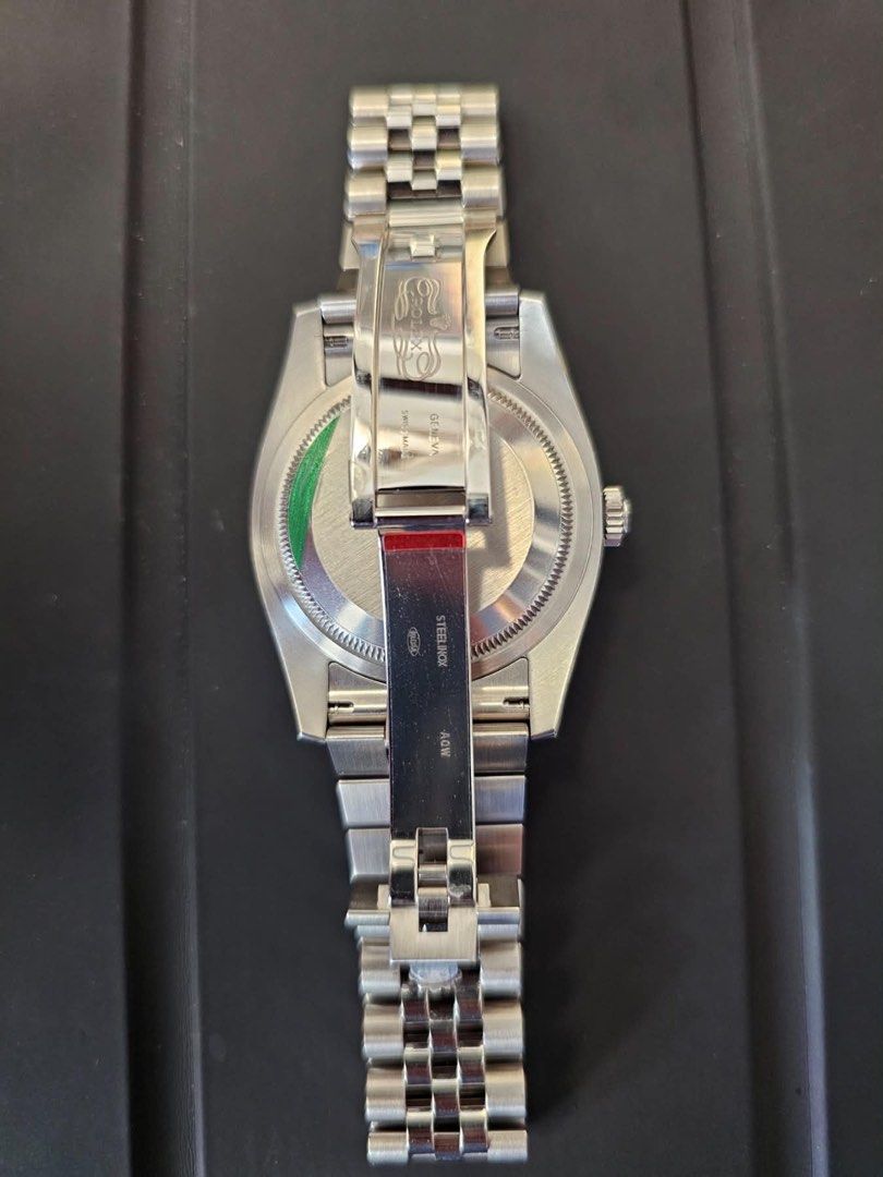 Rolex DateJust 36mm (Category: Luxury Watches) located in Bulacan. Submitted by rich3lle (Listing ID 1468679418, Image 2). Description: Rolex Datejust 36mm Diamond Index White Gold Fluted Bezel Continuous Jubilee Links Last batch 700k asking (nego for sure buyer only) Year 2019 Complete Unused.
