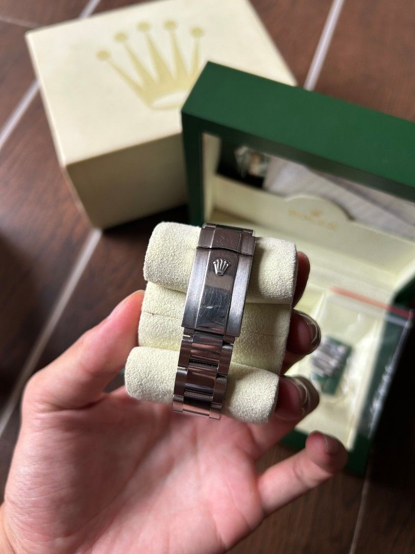 Rolex Datejust II 116300 Blue Dial (Category: Luxury Watches) located in Caloocan City. Submitted by cocobitz_ (Listing ID 1468549087, Image 2). Description: Selling my Rolex Datejust 2 - Blue Dial - 116300 - Year 2013 - Used but not abused - Retail Ready - Complete set, Local AD Meetups Anywhere around Metro Manila, Qc, NCR Price is negotiable .