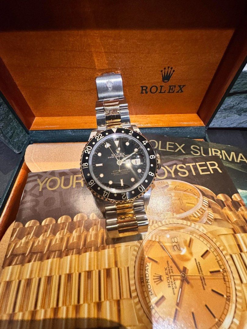 Rolex GMT-Master II Two-tone 16713 (Category: Luxury Watches) located in Makati City. Submitted by jktheexplorer (Listing ID 1468522852, Image 2). Description: Rolex GMT-Master II Two-Tone 16713 Complete set.