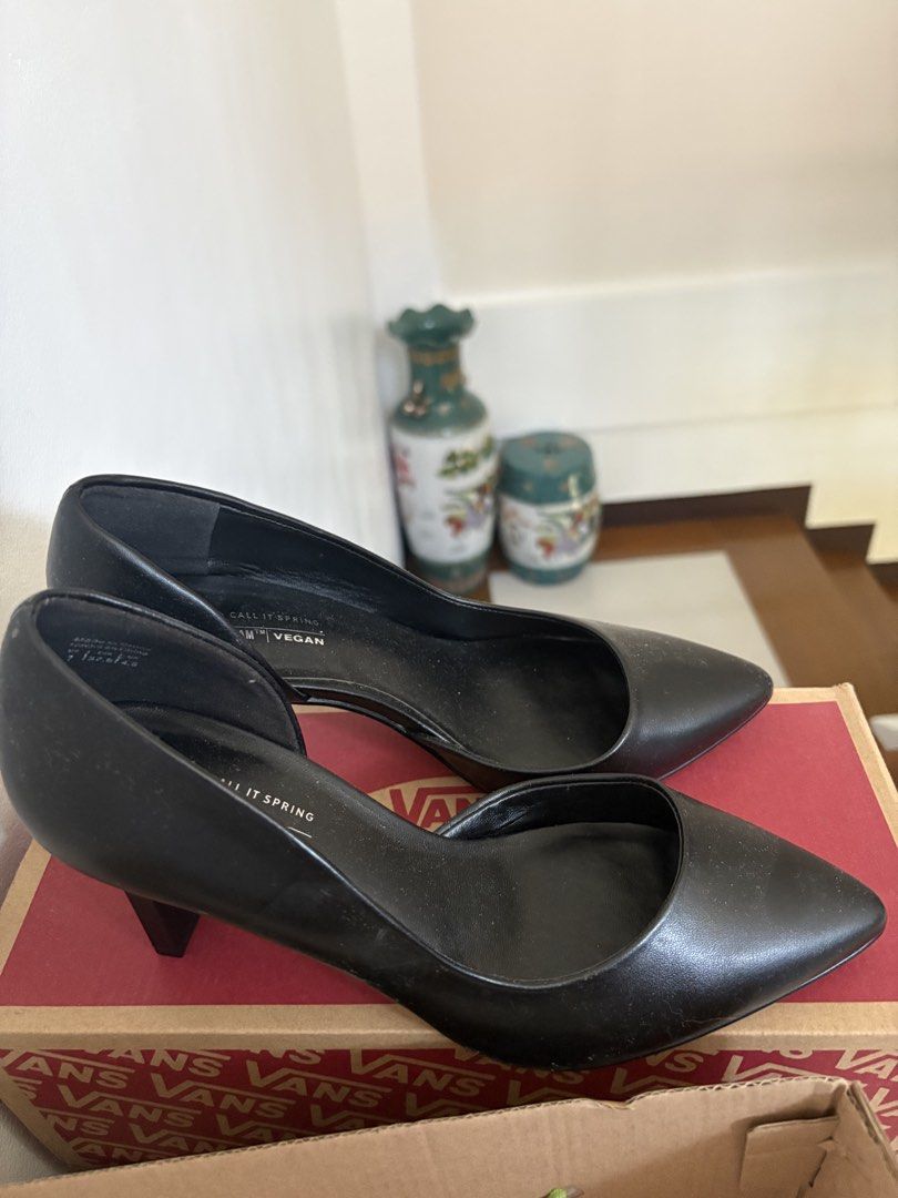 Rushhh - heels (Category: Heels) located in Muntinlupa City. Submitted by roan229 (Listing ID 1468521657, Image 3). Description: Never have used it outside. Sinukat lang tapos di na nagamit. Originally bought for 3500.
