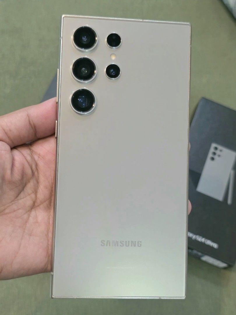 S24 Ultra 1 TB (Category: Samsung) located in Marikina City. Submitted by jemalynpdc77 (Listing ID 1468583633, Image 3). Description: FOR SALE‼️ Samsung Galaxy S24 Ultra (1TB) – Titanium Gray Specifications: • 12GB RAM / 1TB Storage (Highest Storage Variant) • Titanium Gray • (Dual SIM) • NTC Variant • S Pen Included 🔸 Personal Unit 🔸 Like New and not abused 🔸 Excellent Condition 🔸 No Hidden Issues 🔸 No History of Repairs 🔸 All Functions Wo