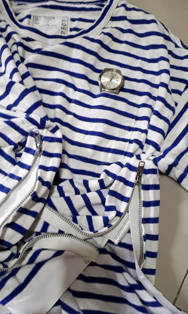 Sacai Pocket tee (Category: Shirts) located in Bacolod City. Submitted by cadizthrifter (Listing ID 1468551713, Image 3). Description: Sacai pocket tee authentic dimes 22'⁵x27 good condition.