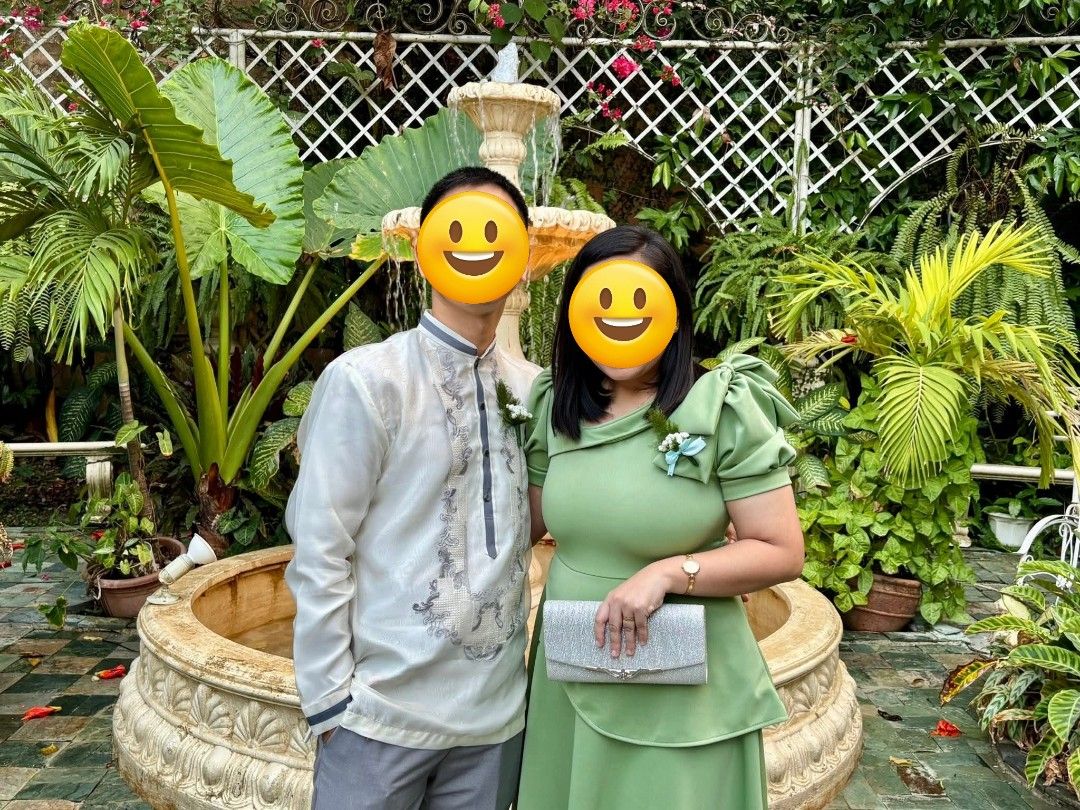 Sage Green Dress (Category: Dresses) located in Manila. Submitted by emthree1417 (Listing ID 1468603132, Image 3). Description: 𝗙𝗢𝗥 𝗦𝗔𝗟𝗘 ‼️‼️‼️ (𝗔𝗹𝗹 𝗱𝗲𝘁𝗮𝗶𝗹𝘀 𝗽𝗼𝘀𝘁𝗲𝗱 𝗽𝗹𝗲𝗮𝘀𝗲 𝗿𝗲𝗮𝗱) 💚Used only once for a wedding (March 2026) 💚Actual photos of me posted 💚Height: 5'1" Weight: 68kg 💚Bust: 34-38 in 💚Material: Neoprene 💚Orig Price: P900 Area: Sampaloc, Manila Mode of Payment: Gcash / Bank transfer Mode of Delivery: Bu