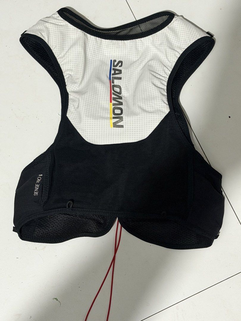 Salomon Vest Sense Pro 6 (Category: Other Sports Equipment and Supplies) located in Quezon City. Submitted by louis54081 (Listing ID 1468693137, Image 1). Description: Salomon Sense Pro 6 Brand New Size L (Brand New) Srp at ₱14,990 SELLING AT ₱6,500 Only Loc - Holy Spirit, Quezon City Includes Two Brand New Soft Flask.