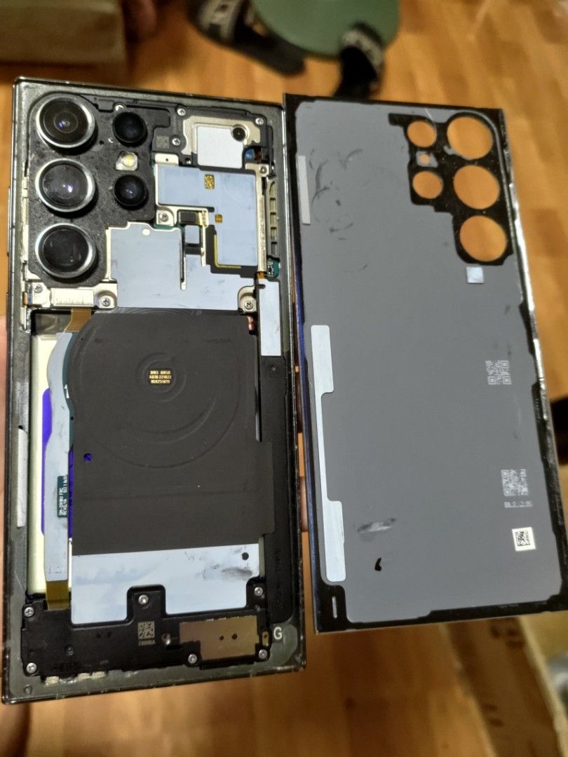Samsung s23 ultra broken lcd (Category: Office & Business Technology) located in Manila. Submitted by brybrylle (Listing ID 1468506689, Image 3). Description: nbbs navotas area 7k.