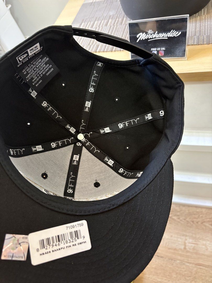 San Antonio Spurs” NBA Finals” snapback (Category: Caps & Hats) located in Las Pinas. Submitted by themerchandise_ph (Listing ID 1468601971, Image 2). Description: ‼️❇️H A T S F O R S A L E❇️‼️ ◽️San Antonio Spurs☑️☑️☑️ ◽️Style: 9F1FTY Snapback ◽️Design: “NBA Finals🏀” ◽️Brand : N3W €RA🧢🧢🧢 ◽️Price: PHP1,700(each)💸 + Shipping📦 ◽️COP☑️COD☑️Installment☑️DP Required ◽️100% Legit and Brand new💯 ◽️No returns/cancellations/change item❌ ◽️On hand a