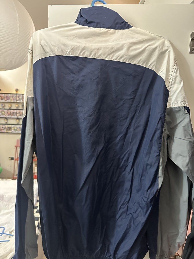Seattle SeaHawks NFL Windbreaker (Category: Coats, Jackets and Outerwear) located in Bacoor. Submitted by sempenden (Listing ID 1468564152, Image 2). Description: Best fit XL I am 5'10.