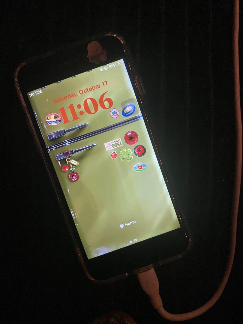 Second hand Iphone 8 64gb (Category: iPhone 8 Series) located in Manila. Submitted by god.134340 (Listing ID 1468666416, Image 1). Description: Can't change the apple id Everything is working No issue in buttons Low battery health Ios 15 Good for pictures and using it as digi cam or back up phone..