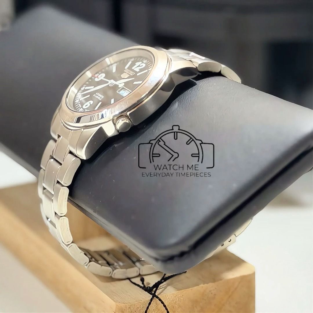 SEIKO SNKE63 (Category: Men's Watches) located in Manila. Submitted by watchme_everydaytimepieces (Listing ID 1468709249, Image 2). Description: SEIKO SNKE63 6,990 38mm 7s26 movement Hardlex crystal on watch glass See-through back case Elevate your wrist game today. ⌚️ brand new ✔️ complete (missing manual & warranty card) 📩 DM us for inquiries 📦 LBC, lalamove, meet up 📍 bicutan, makati, san pedro 📢 always negotiable but be reasonable FB | Wa