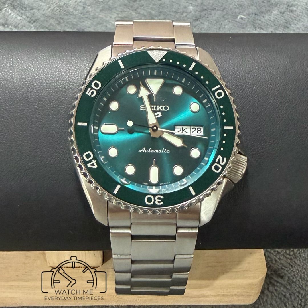 SEIKO SRPD61 - Starbucks (Category: Men's Watches) located in Manila. Submitted by watchme_everydaytimepieces (Listing ID 1468709019, Image 1). Description: SEIKO SRPD61 - Starbucks SRP 19,450 ❌ Asking 10,990 ✅ 42.55mm 4r36 mov’t Hardlex crystal See-through back case Elevate your wrist game today. ⌚️ pre owned - excellent condition ✔️ complete 📩 DM us for inquiries 📦 LBC, lalamove, meet up 📍 bicutan, makati, san pedro 📢 always negotiable but 