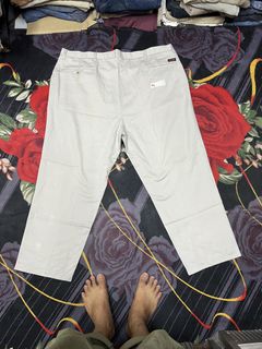 (Category: ) located in . Submitted by BAZAROUTLETSTORE (Listing ID 1468500521, Image 1). Description: .