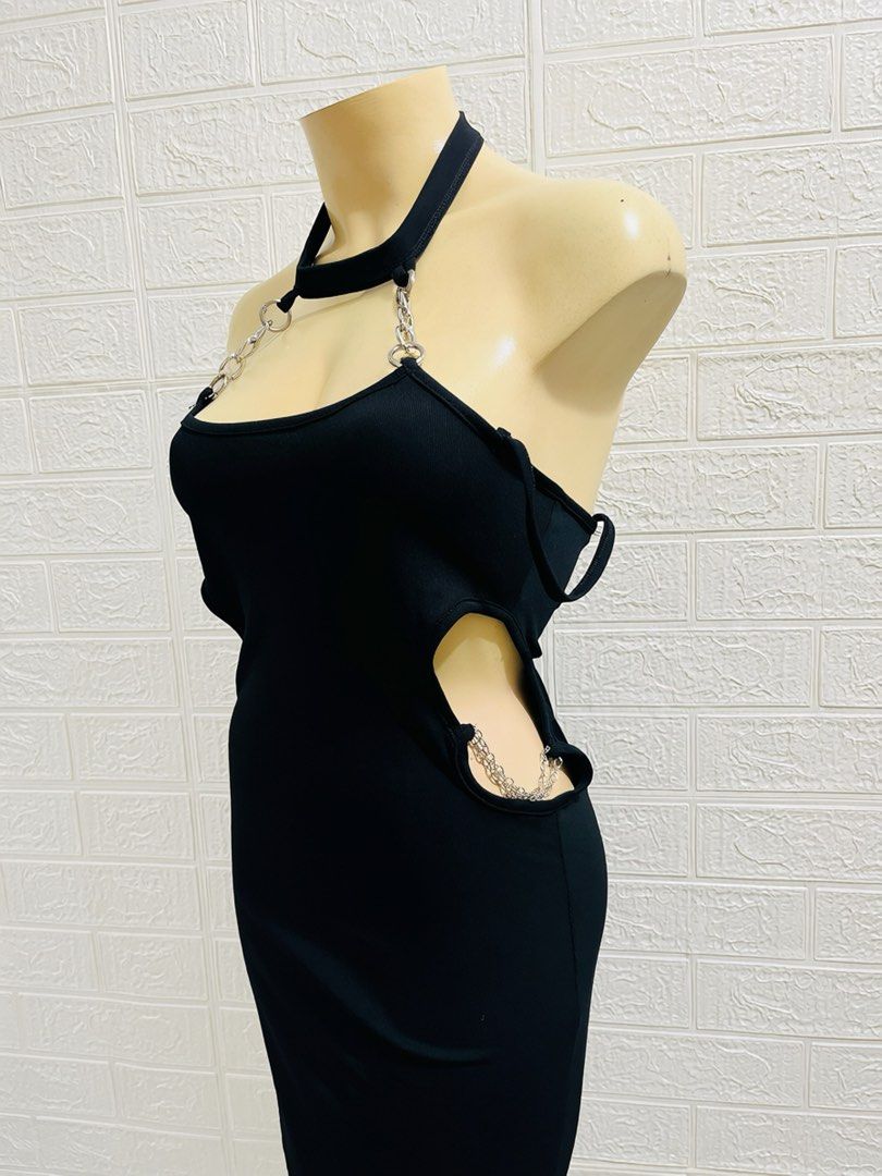 SEXY DRESS (Category: Dresses) located in Quezon City. Submitted by klawdeclutteeeeerr (Listing ID 1468702954, Image 2). Description: M-SEMI L .
