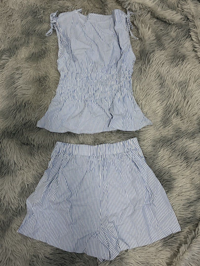 Shein stripes set XS (Category: Sets or Coordinates) located in Quezon City. Submitted by shopby_a (Listing ID 1468578556, Image 1). Description: .