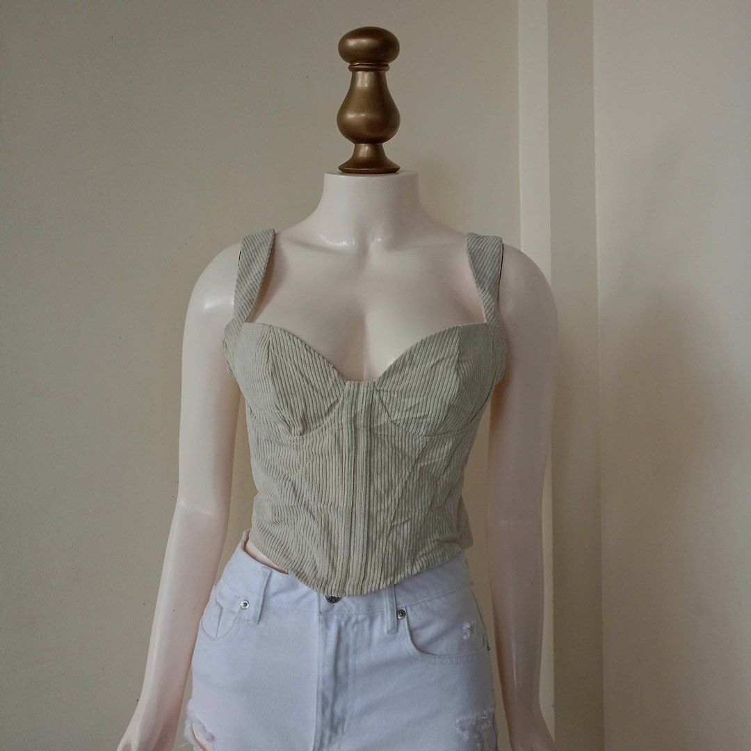 Shein top (Category: Sleeveless) located in Barugo. Submitted by green.trendsetter (Listing ID 1468612181, Image 1). Description: AUSSIE PRELOVED FINDS Australian brand tops. Shop your next wardrobe favourite at a preloved price! 📌 SHOP REMINDERS — PLEASE READ BEFORE CLAIMING ❌ NO CANCELLATION once your order is confirmed. ❌ NO FUSSY BUYERS — please read the details and check all photos before claiming. ❌ NO RETURN / NO EXCHANGE. ❌ NO RUSH SHIPP