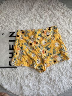 (Category: ) located in . Submitted by lovedbysloane (Listing ID 1468597851, Image 1). Description: .