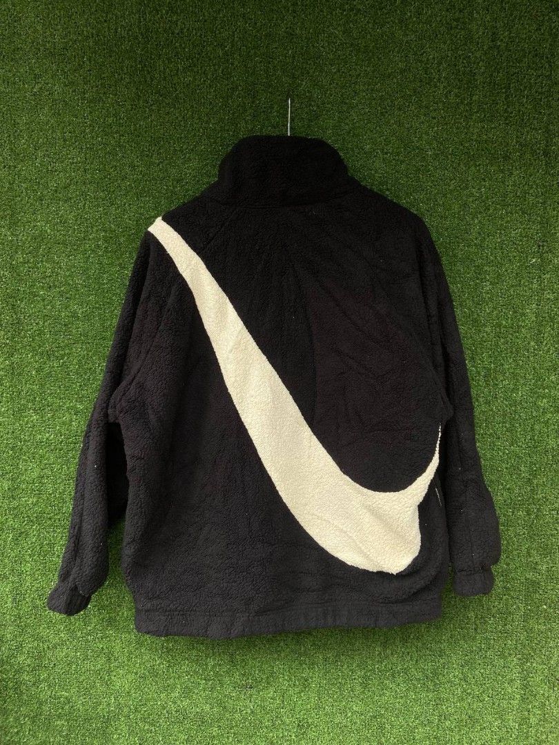 sherpa reversible (Category: Coats, Jackets and Outerwear) located in Cavite. Submitted by preloved_archives. (Listing ID 1468570891, Image 2). Description: .