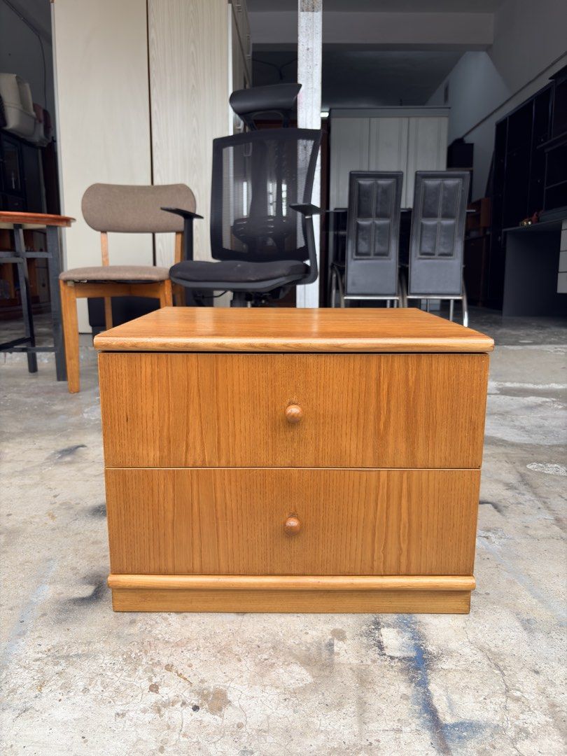 side table (Category: Tables & Sets) located in Kajang. Submitted by goodsdmy_secondhandshop (Listing ID 1468532768, Image 1). Description: barang secondhand. condition masih okay. as is barang self pickup taman bukit mewah sahaja. delivery boleh arrange lalamove .