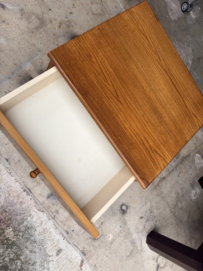 side table (Category: Tables & Sets) located in Kajang. Submitted by goodsdmy_secondhandshop (Listing ID 1468532768, Image 3). Description: barang secondhand. condition masih okay. as is barang self pickup taman bukit mewah sahaja. delivery boleh arrange lalamove .
