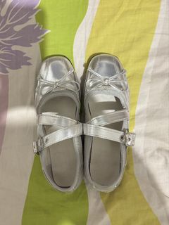 (Category: ) located in . Submitted by iyahpreloved_ (Listing ID 1468593607, Image 1). Description: .