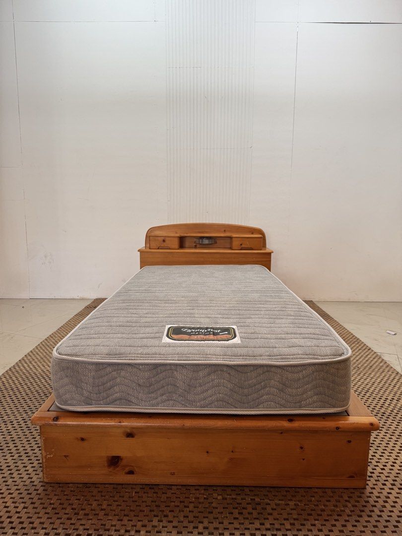 Single bedset with storage (Category: Bed Frames & Mattresses) located in Quezon City. Submitted by matetdevis13 (Listing ID 1468676859, Image 1). Description: Elegant Wooden Single Size with Storage & Simmons Maxima Mattress Bed Set Price: 8,900 Frame: 43 x 87 x 29/9 Mattress: 38 x 77 x 5.5 In good condition Code MJS48-MJ454.