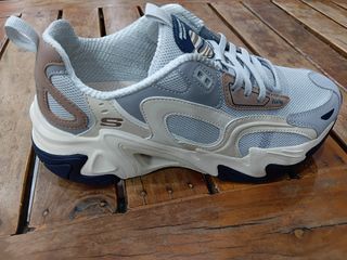 (Category: ) located in . Submitted by AnythingBrandedby_May (Listing ID 1468636254, Image 1). Description: .