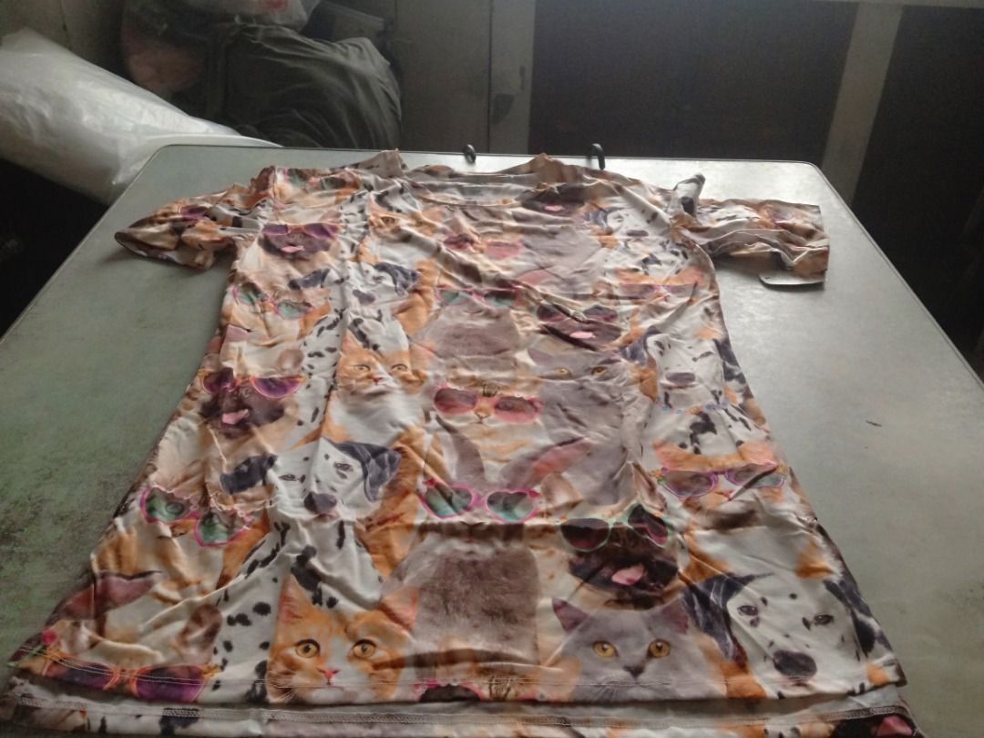 Sleepwear US BNEWTAG (Cats theme) (Category: Undergarments & Loungewear) located in Los Banos. Submitted by mania-62906 (Listing ID 1468553438, Image 1). Description: BNEWTAG. US small.